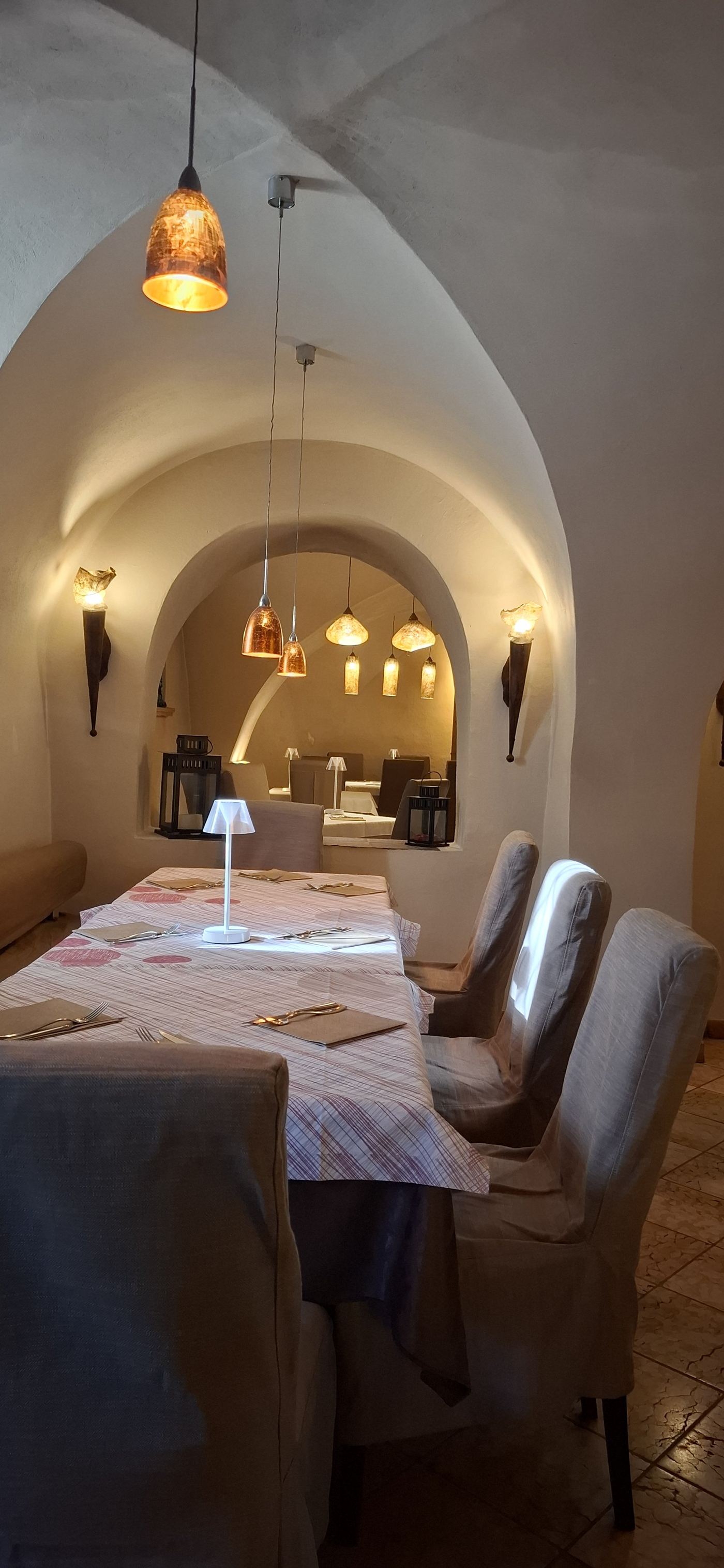Sala Angelo d'Oro — soffitti a volta